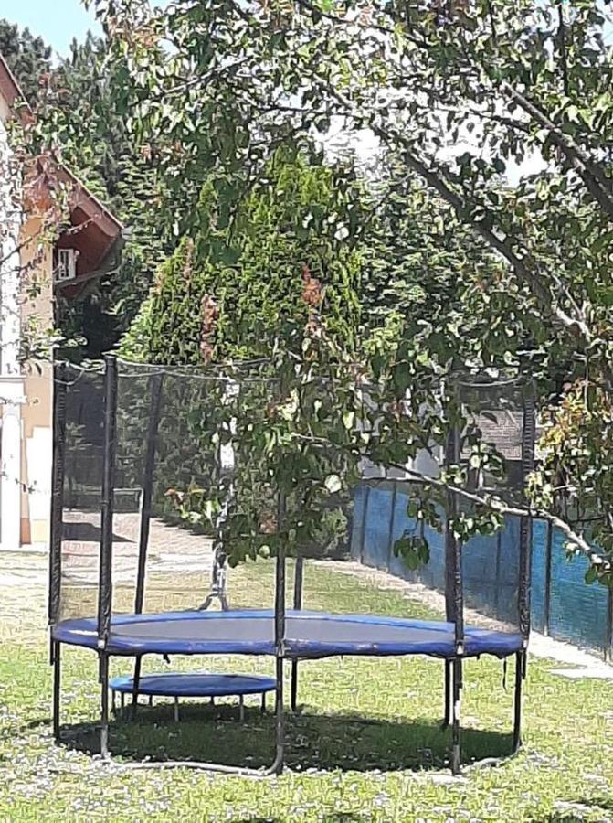 Attila Vendeghaz Apartment Heviz Exterior photo