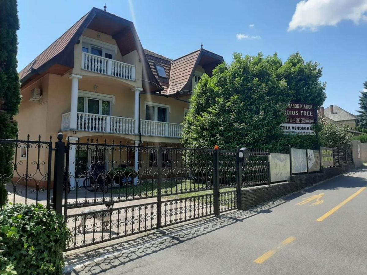 Attila Vendeghaz Apartment Heviz Exterior photo